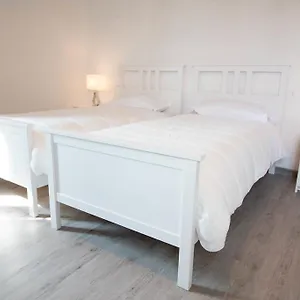 https://country-rooms-modena.emilia-romagnahotels.net